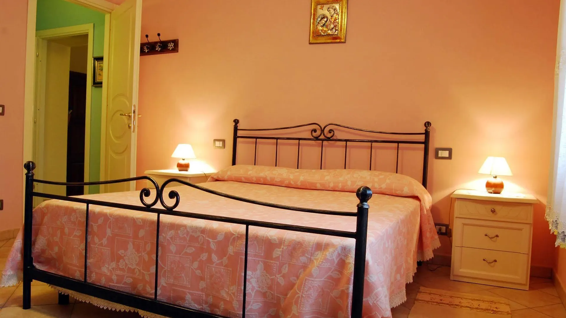 B&B Da Franca Camporgiano Italia